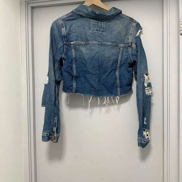 Forever21 Distressed Cropped Denim Jacket Medium - Picture 3 of 3
